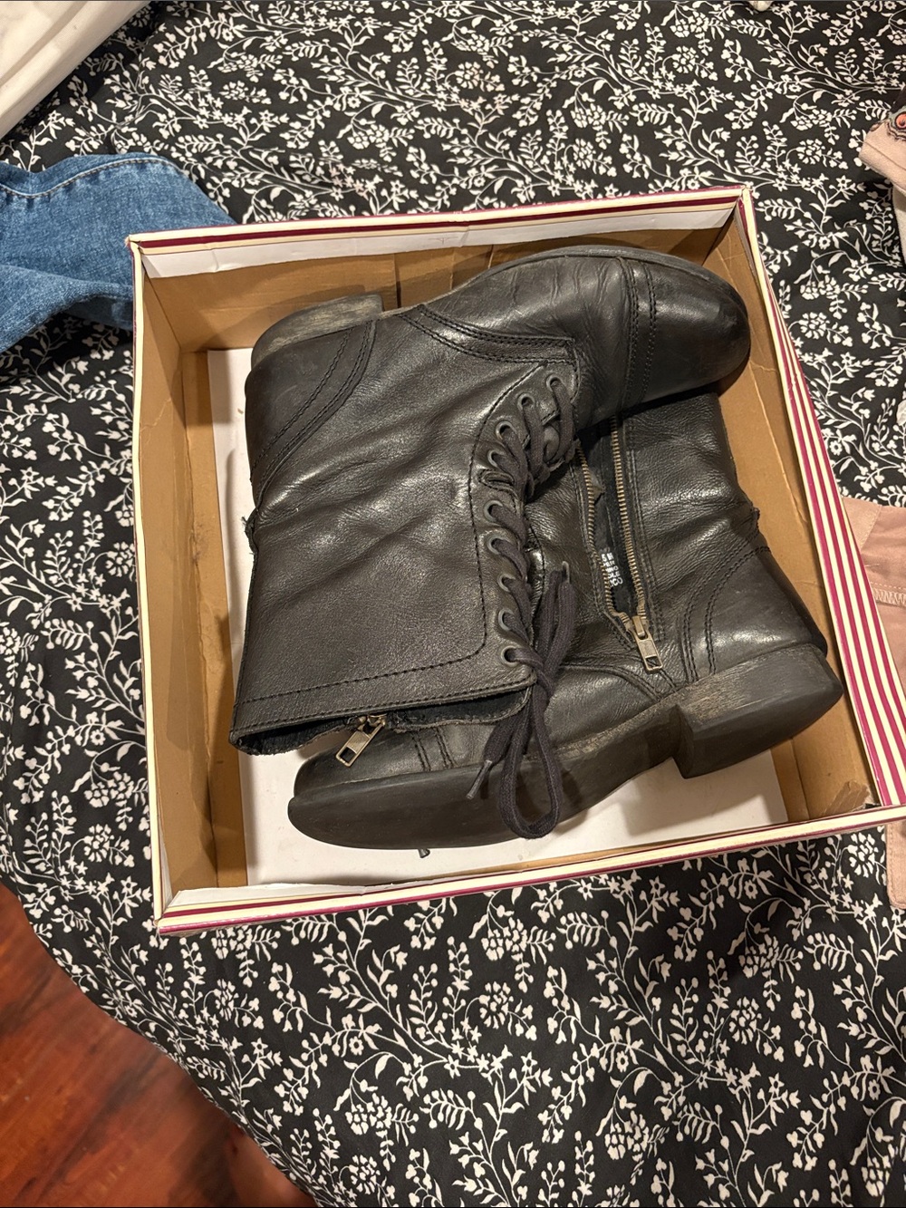 Steve Madden Black Leather Lace-Up Ankle Boots with Side Zipper